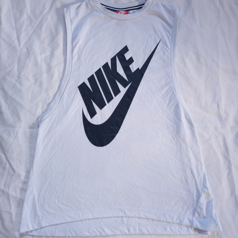 NWOT Nike Womens Futura White Swoosh Muscle Tank Size Medium